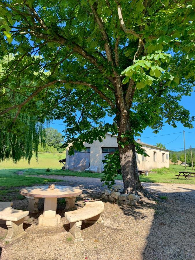 Gite Provence Luberon Paca Revest-des-Brousses Exterior foto