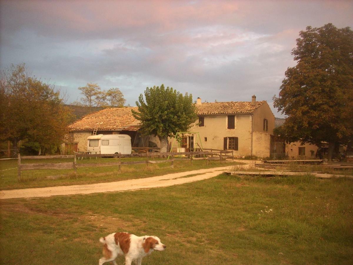 Gite Provence Luberon Paca Revest-des-Brousses Exterior foto